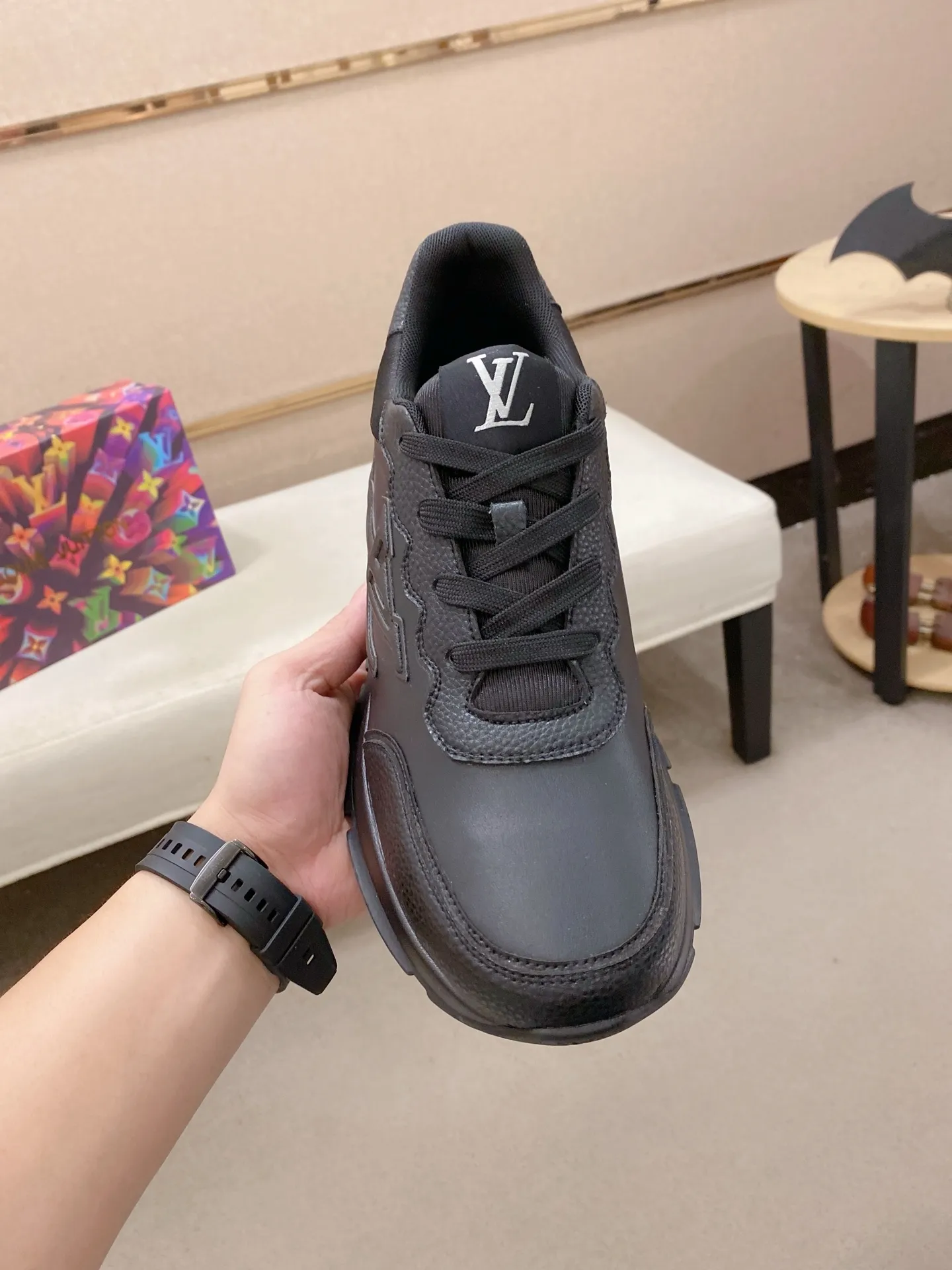 Men's shoes: 442💰🎉🎉LV~Louis Vuitton trendy men's shoes, new shipments, latest matching, the same style as the official website, super high quality, hot sales of the season [strong][strong][strong]Selected first-layer cowhide, comfortable sheepskin lining, original last, comfortable on the foot, wear-resistant rubber outsole, size: 38-44.
